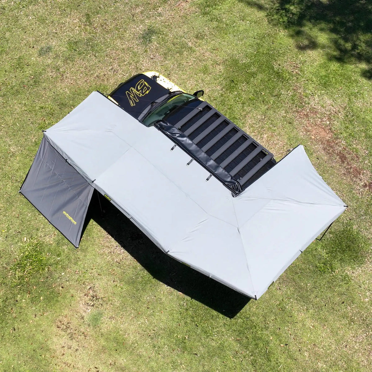 Bushwakka Extreme 2500 mm straight wall bird's eye view with the awning fully extended.