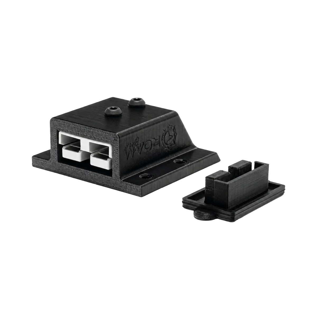 Roam Gear 12V single Anderson surface mount front right view with a grey 50A plug and dust cover beside it.