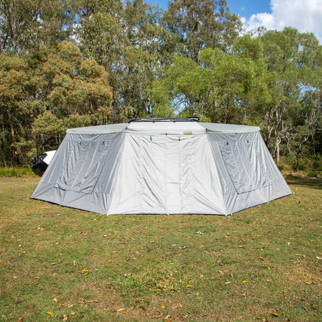 Bushwakka Extreme 180 awning wall kit exterior view with wall panels closed.