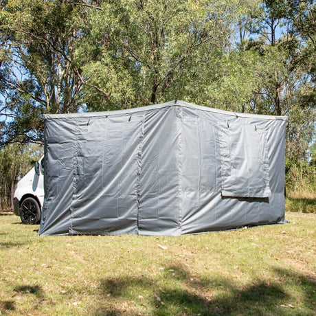Bushwakka Extreme 270 awning wall kit exterior view with wall panels closed.