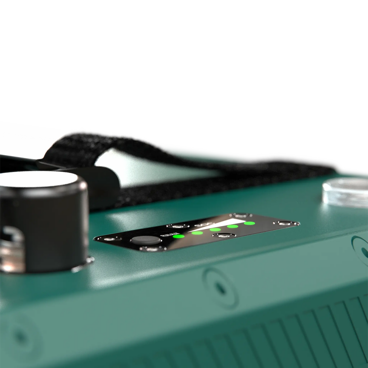 Enerdrive 300Ah 12V B-TEC ULTRA G3 lithium battery charge indicator close up with five green lights.
