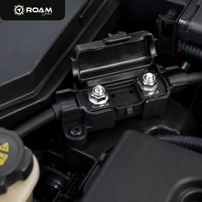 Roam Gear 125A in-line midi fuse holder with the cover open in an engine bay
