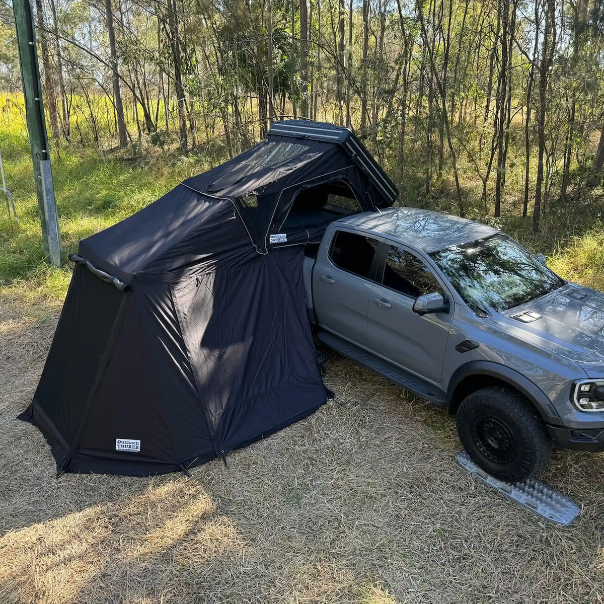 Outback Tourer 1.5 Lite Annex top-right view attached below the rooftop tent.