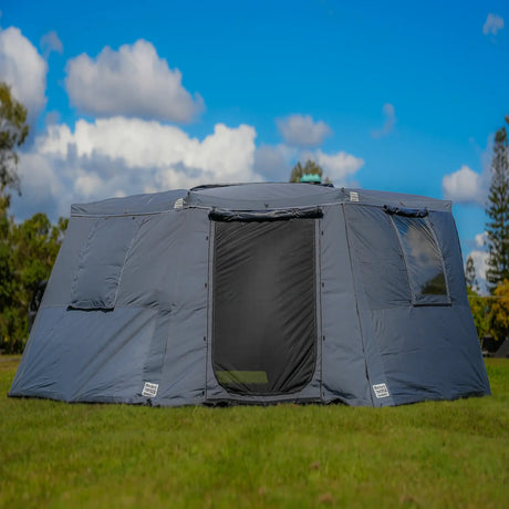 Outback Tourer 180 Full Wall Kit front view with closed mesh door and side windows.