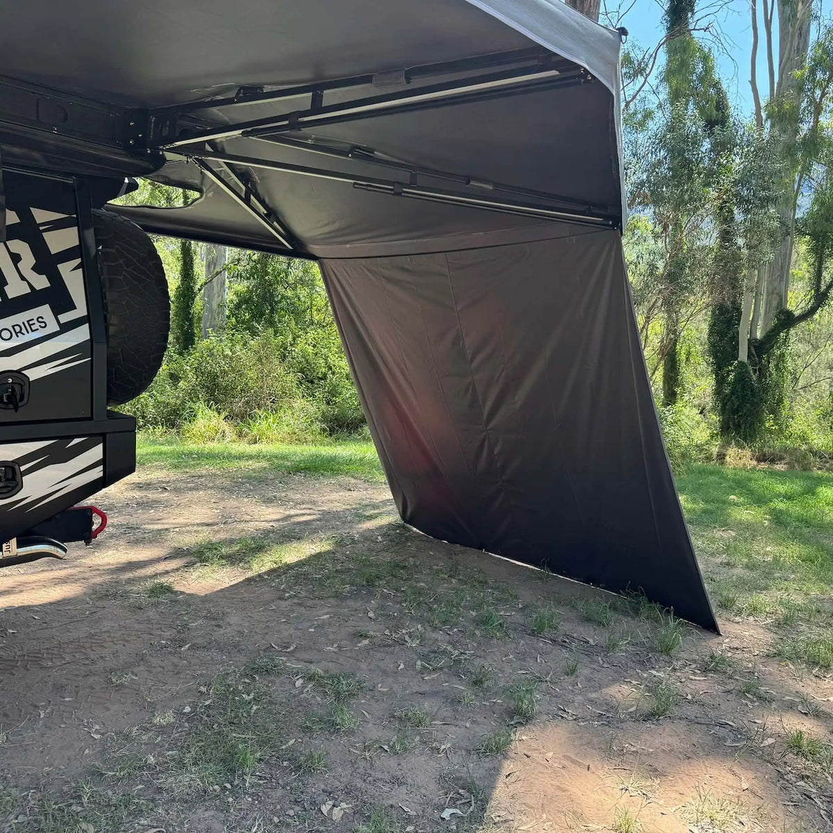 Outback Tourer 2.8 Metre Wall close side view fitted under an awning on a 79 Cruiser.