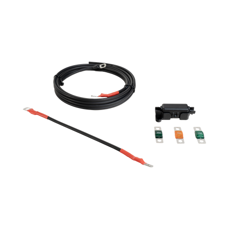 Roam Gear 2m fused lead kit with Midi fuse holder and 20A, 30A and 40A fuses in an angled layout.